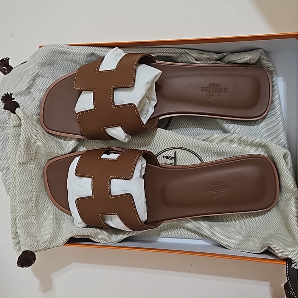 Hermes Gold (brown) oran sandals